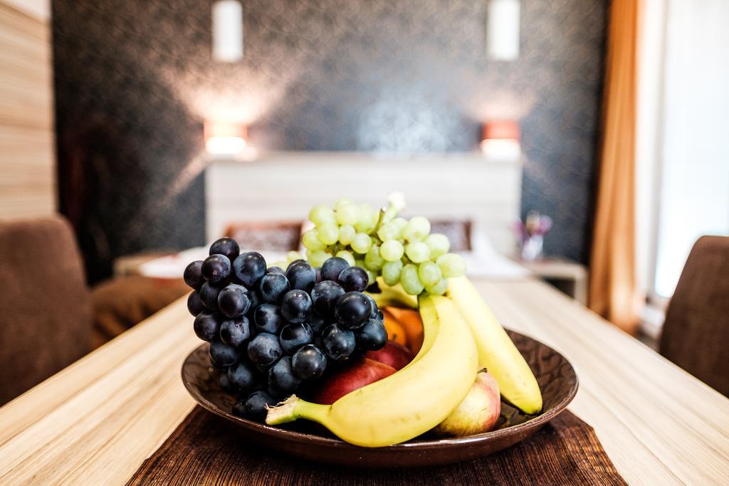 Hotel Deluxe With Free Wellness And Fitness Centrum นิตรา ภายนอก รูปภาพ